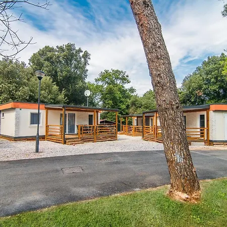 Centinera Deluxe Mobile Homes Kamp