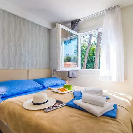 Centinera Deluxe Mobile Homes Camping 3*