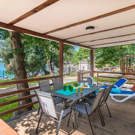 Centinera Deluxe Mobile Homes Campingplatz 3*