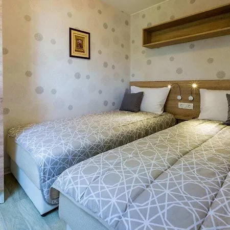 Centinera Deluxe Mobile Homes 3* Banjole